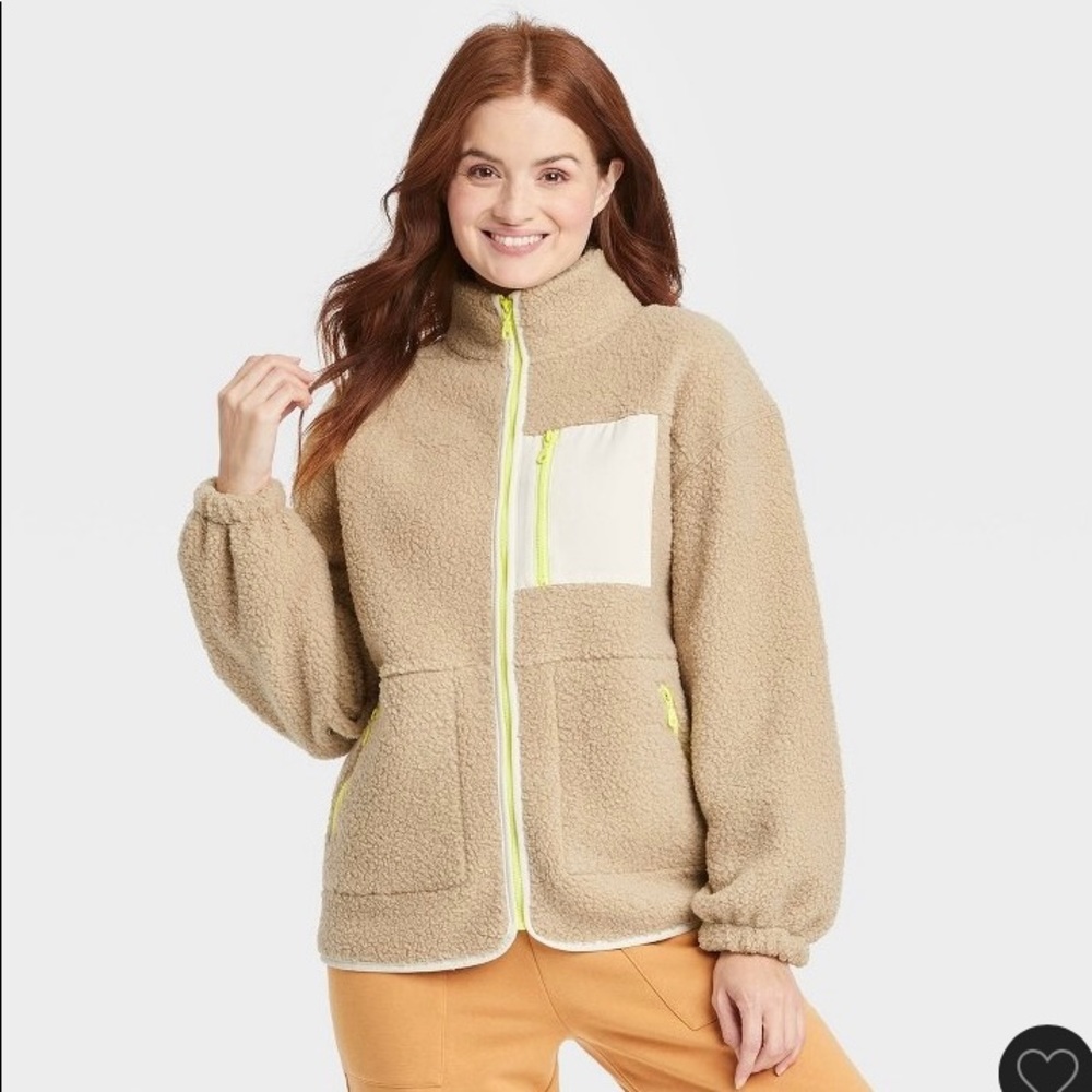 COPY - NWOT Womens Universal Thread Tan Sherpa Jacket Size Small